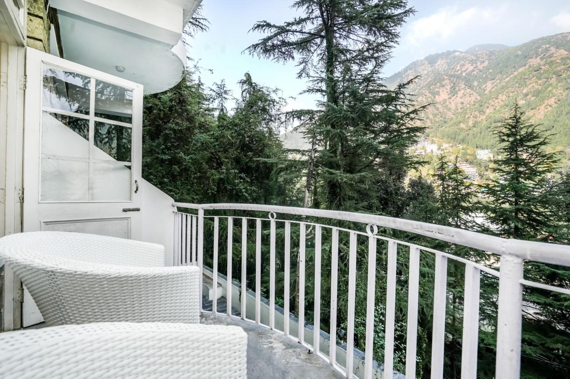 맥그로드 간즈 The Bunksters Mcleodganj, Dharmkot 호스텔 외부 사진