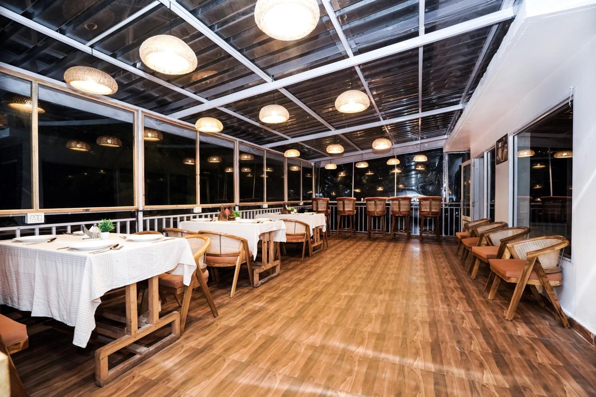 맥그로드 간즈 The Bunksters Mcleodganj, Dharmkot 호스텔 외부 사진