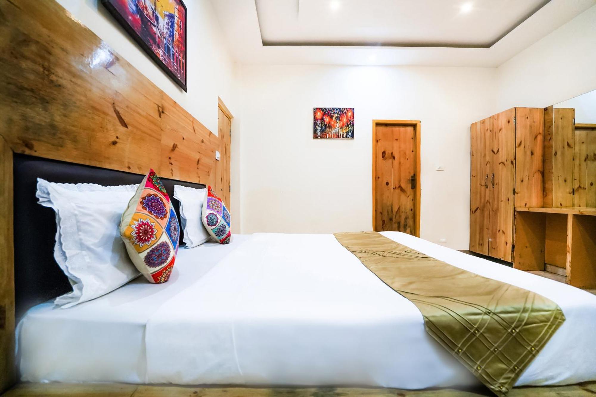 맥그로드 간즈 The Bunksters Mcleodganj, Dharmkot 호스텔 외부 사진